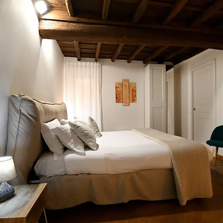 Vicolo 22 - Residenze Romanae 4* Roma